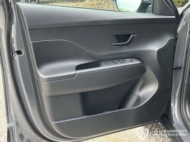 New 2026 Hyundai Kona SE FWD image 11