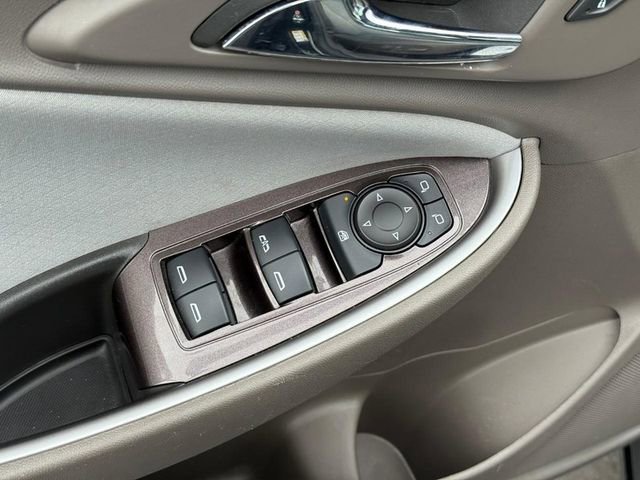 Used 2023 Chevrolet Malibu LT image 18