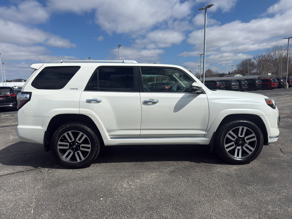 Used 2020 Toyota 4Runner Limited image 4