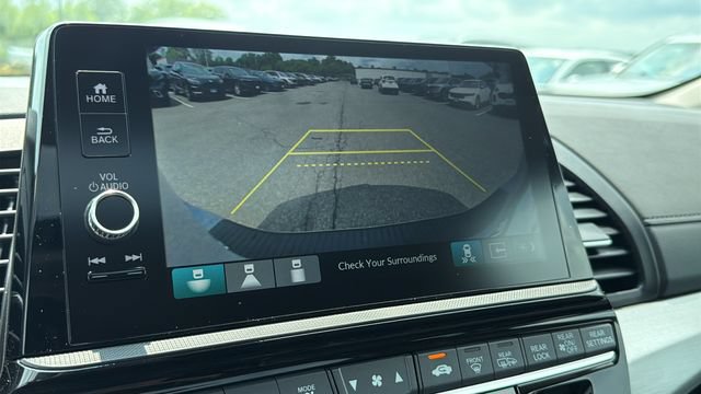 New 2026 Honda Odyssey Touring image 17
