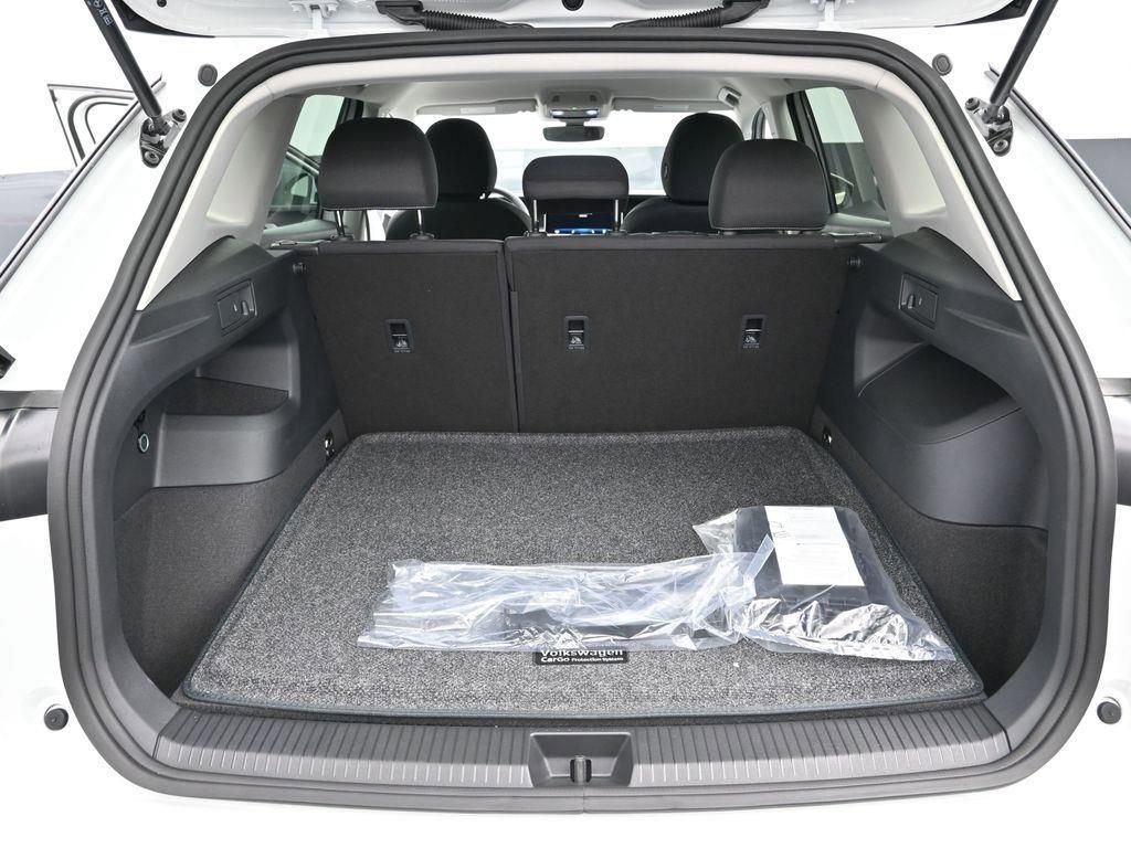 New 2025 Volkswagen Tiguan S image 10
