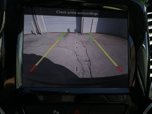 Used 2019 Jeep Cherokee Limited image 26