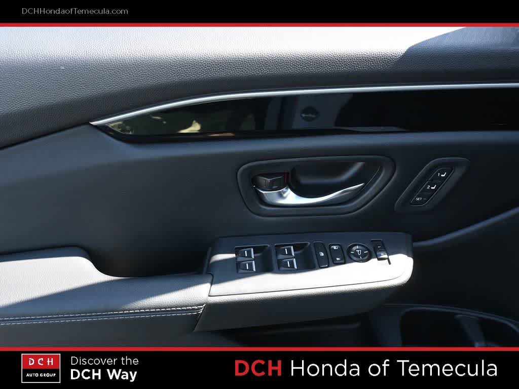 Certified 2024 Honda Pilot Touring image 14