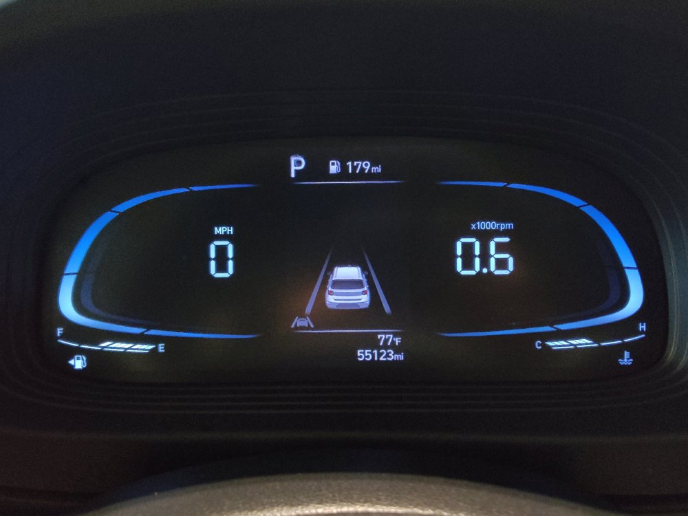Used 2023 Hyundai Venue SE FWD image 23