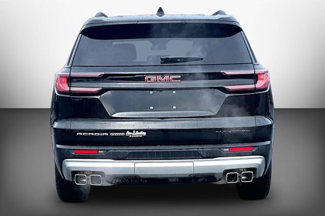 Used 2025 GMC Acadia Elevation w/ Elevation Premium Package AWD/4WD image 4