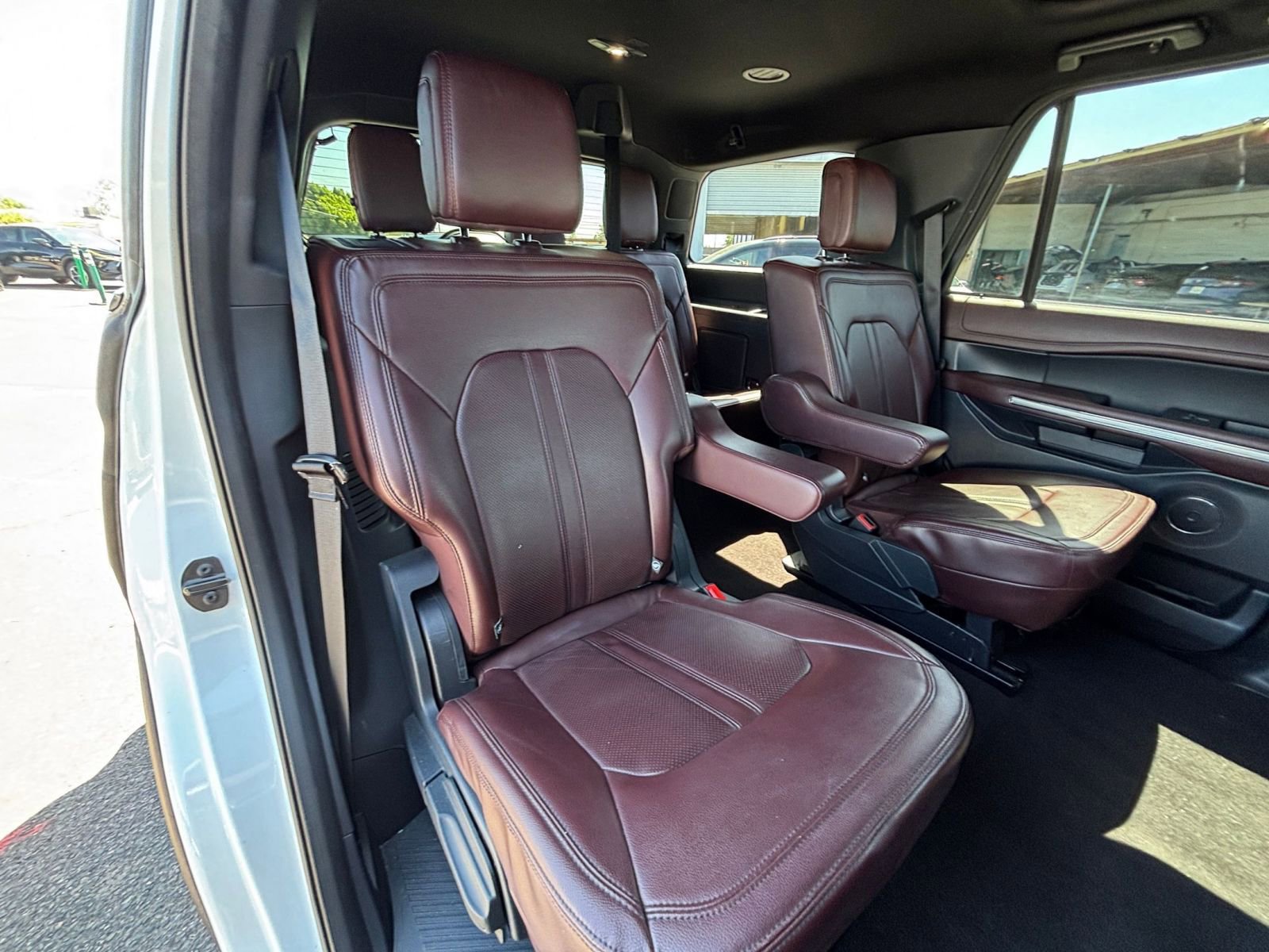 Used 2023 Ford Expedition Limited RWD image 44