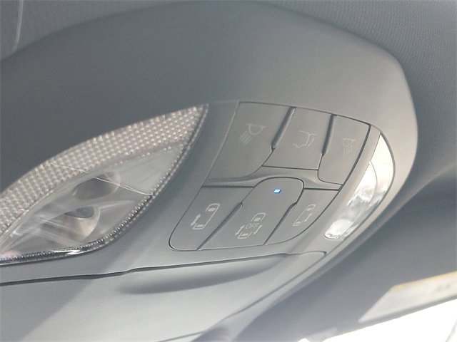 New 2026 Chrysler Pacifica Limited w/ Uconnect Theater Family Group image 32