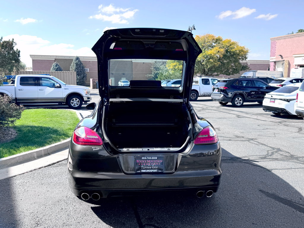 Used 2012 Porsche Panamera 4S image 11