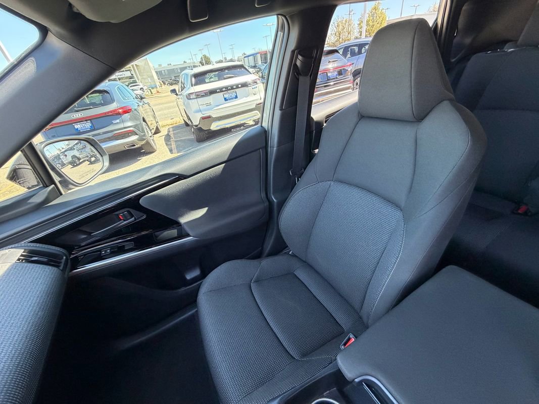 Used 2025 Subaru Solterra Premium AWD/4WD image 20