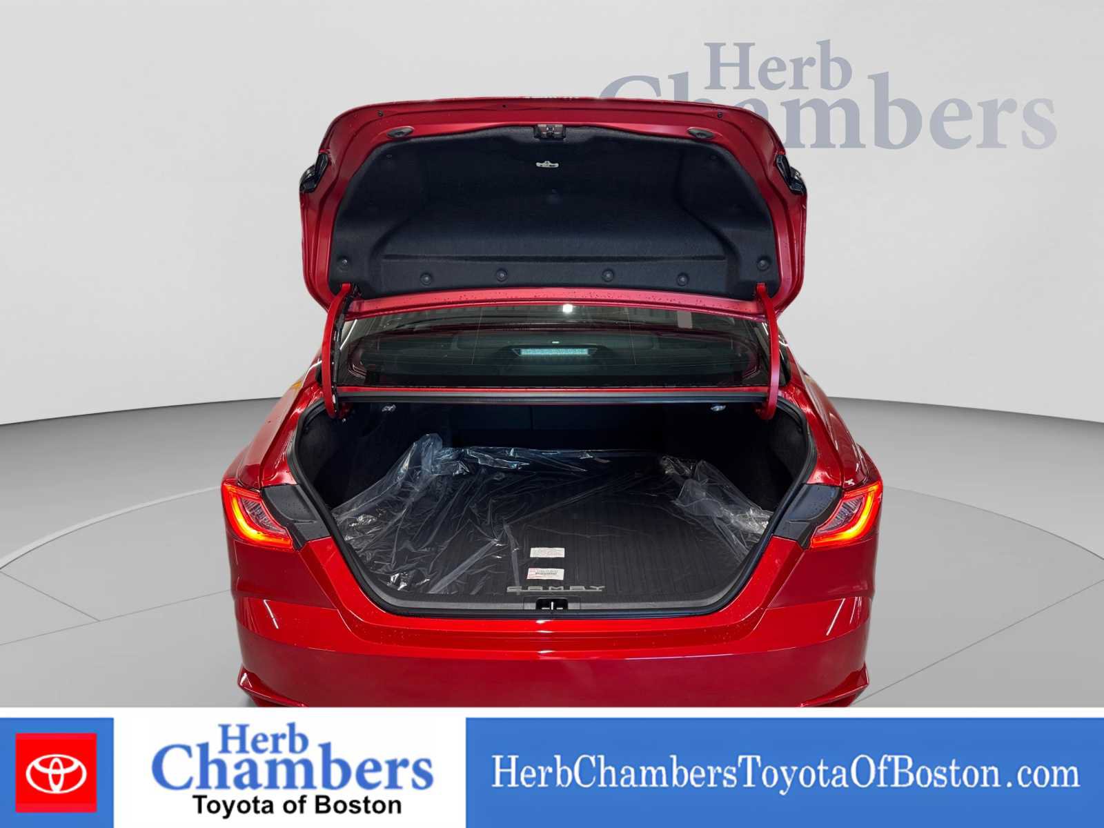 New 2026 Toyota Camry XSE w/ Premium Package AWD/4WD image 4