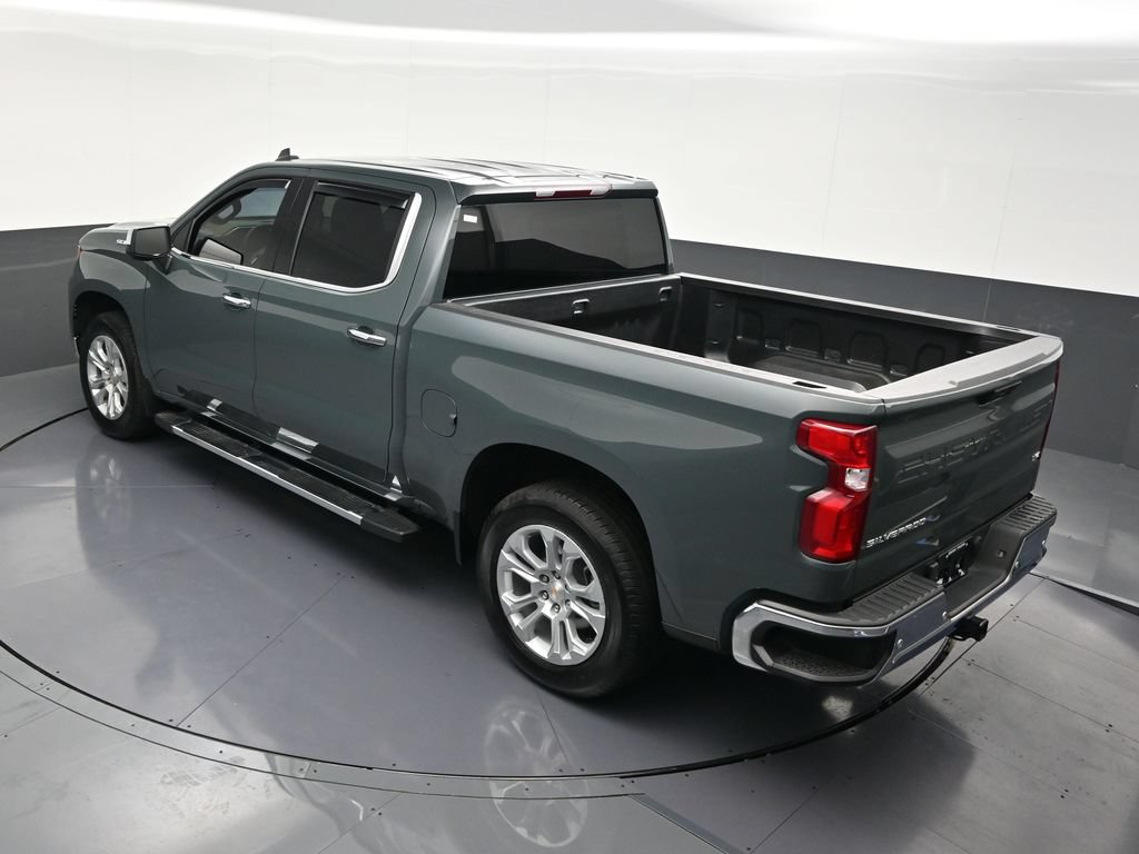 Used 2025 Chevrolet Silverado 1500 LTZ RWD image 16