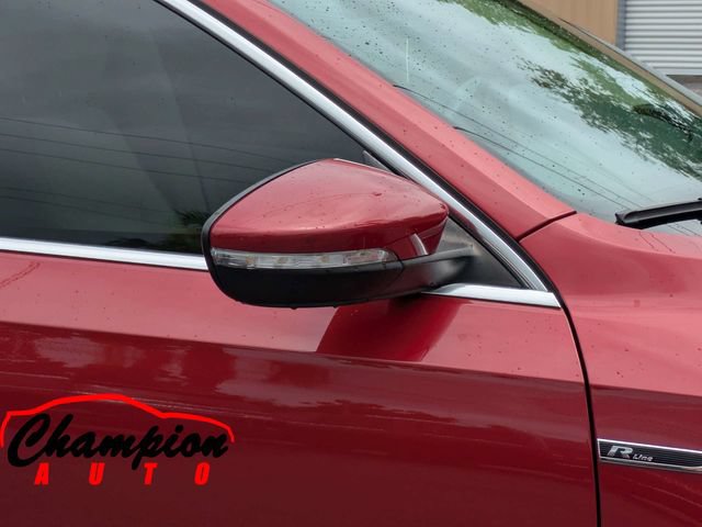 Used 2019 Volkswagen Passat 2.0T SE R-Line FWD image 14