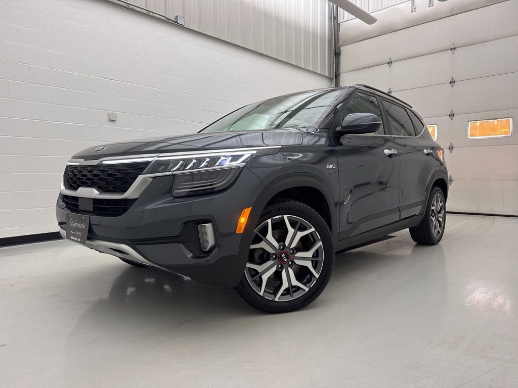 Used 2021 Kia Seltos SX image 3