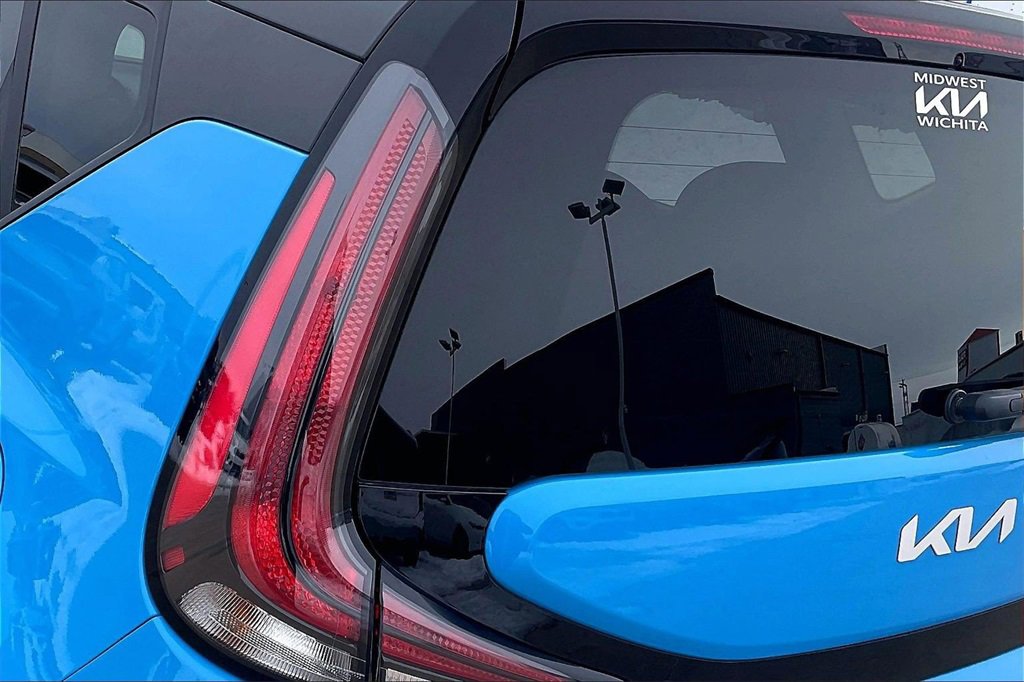 Certified 2024 Kia Soul GT-Line image 28