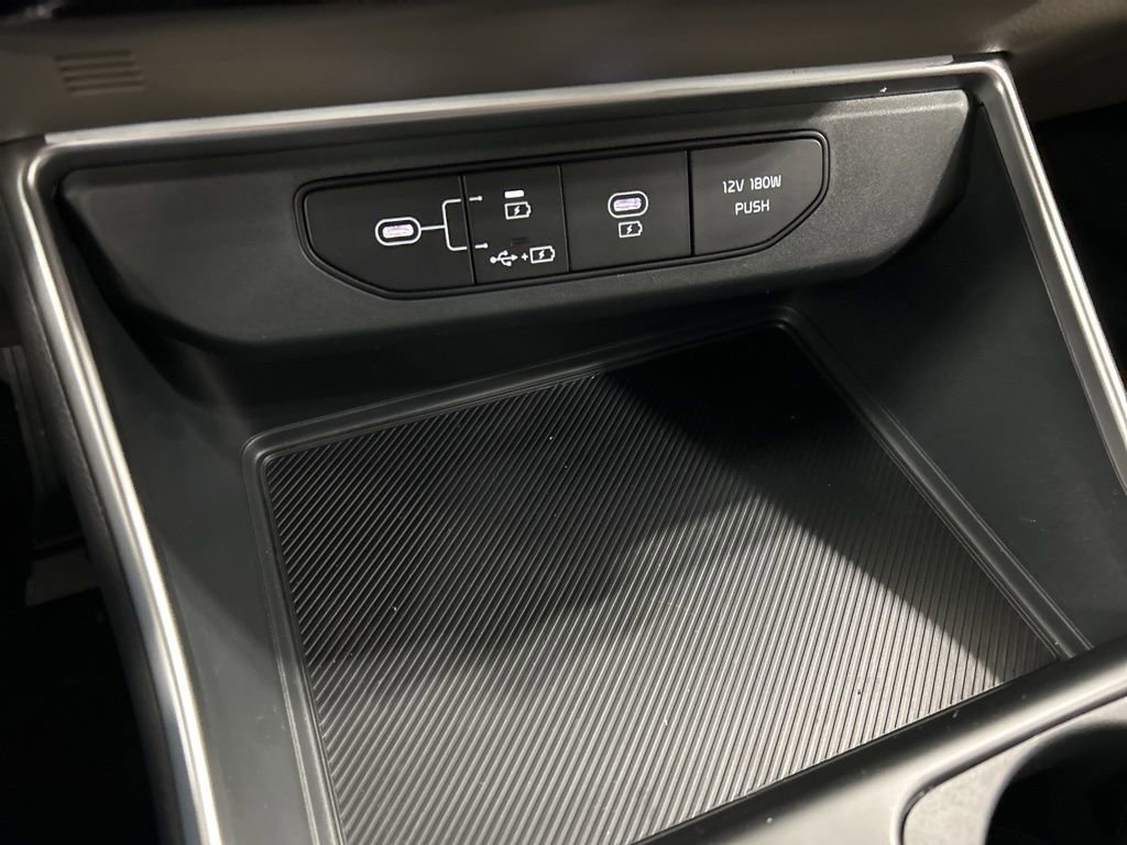 New 2026 Kia Carnival LXS image 20