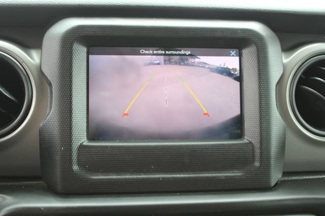 Used 2022 Jeep Wrangler Unlimited Sport AWD/4WD image 23