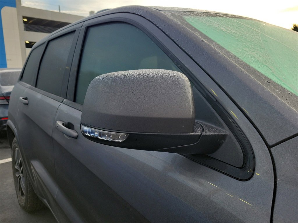 Used 2017 Jeep Grand Cherokee Trailhawk image 11