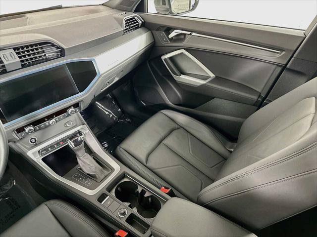 Certified 2023 Audi Q3 2.0T Premium w/ Convenience Package AWD/4WD image 21