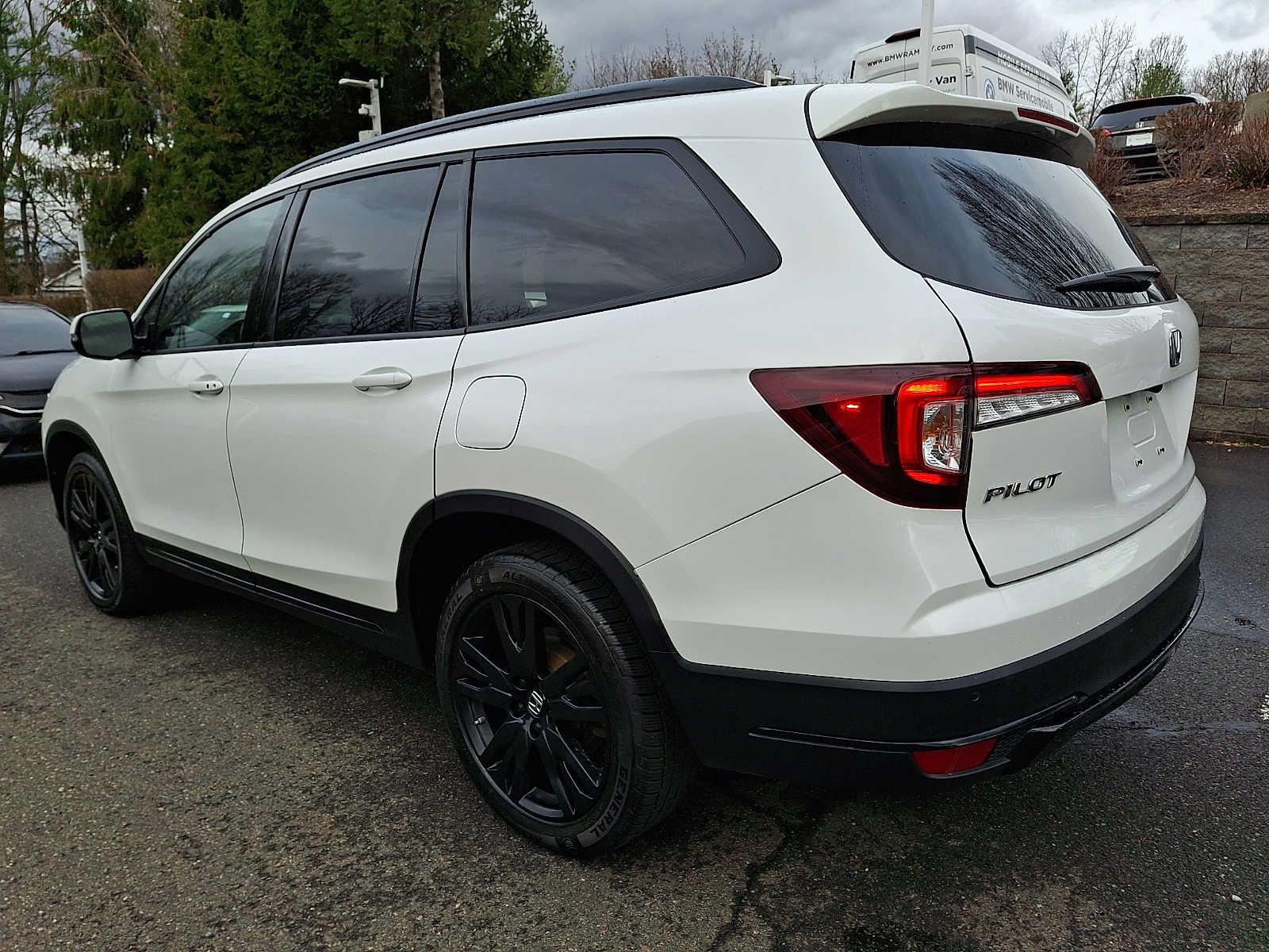 Used 2022 Honda Pilot Black Edition image 6