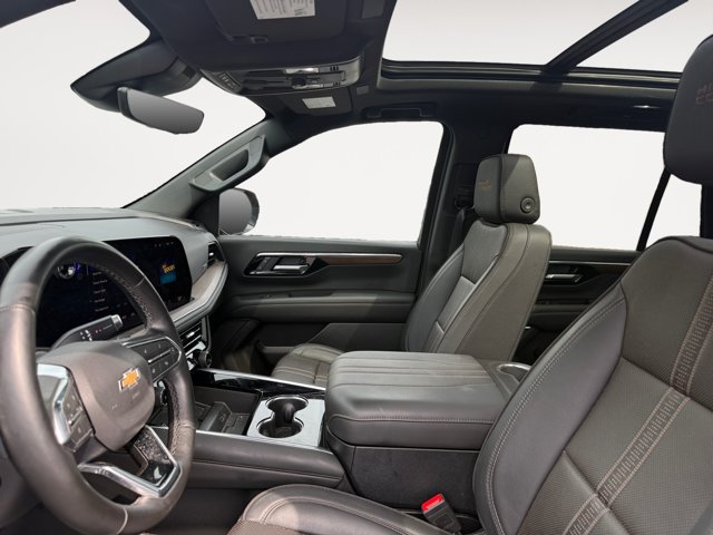 Used 2025 Chevrolet Tahoe High Country w/ Sun And Tow Package AWD/4WD image 9