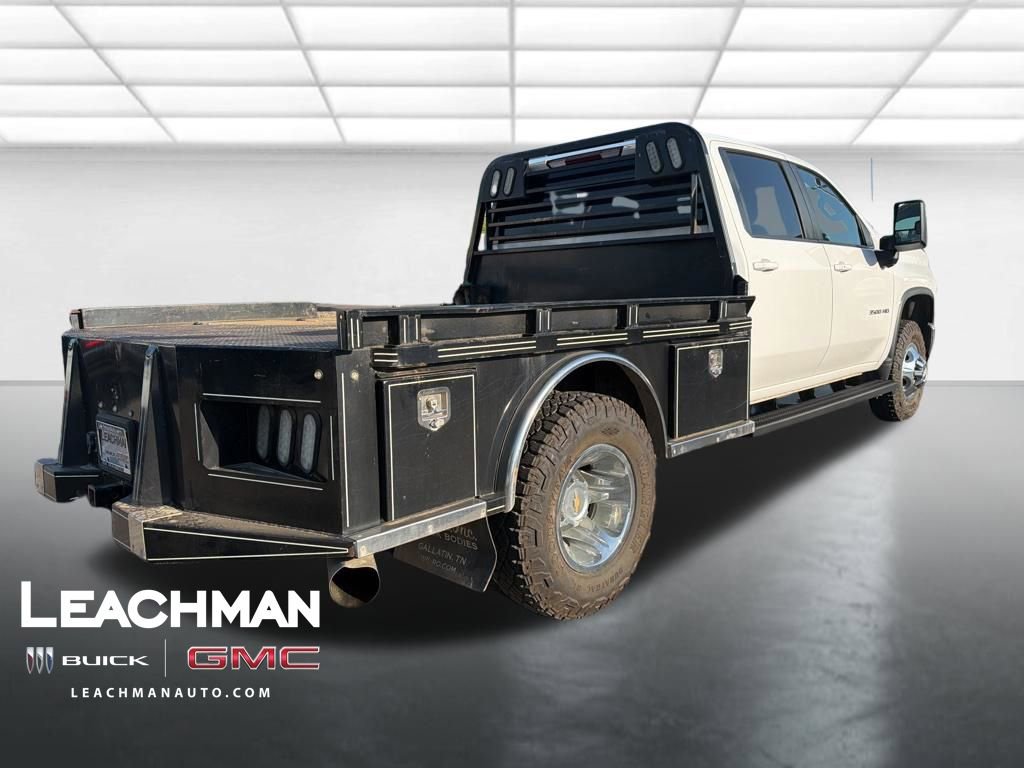 Used 2024 Chevrolet Silverado 3500 LT w/ Convenience Package image 3