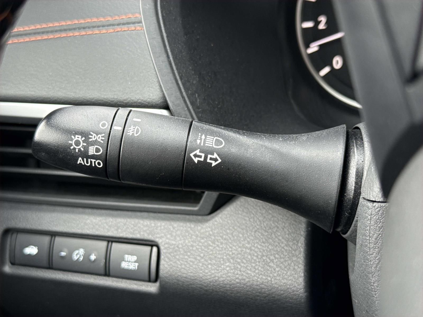 Used 2022 Nissan Altima 2.5 SR w/ Midnight Edition Package image 17