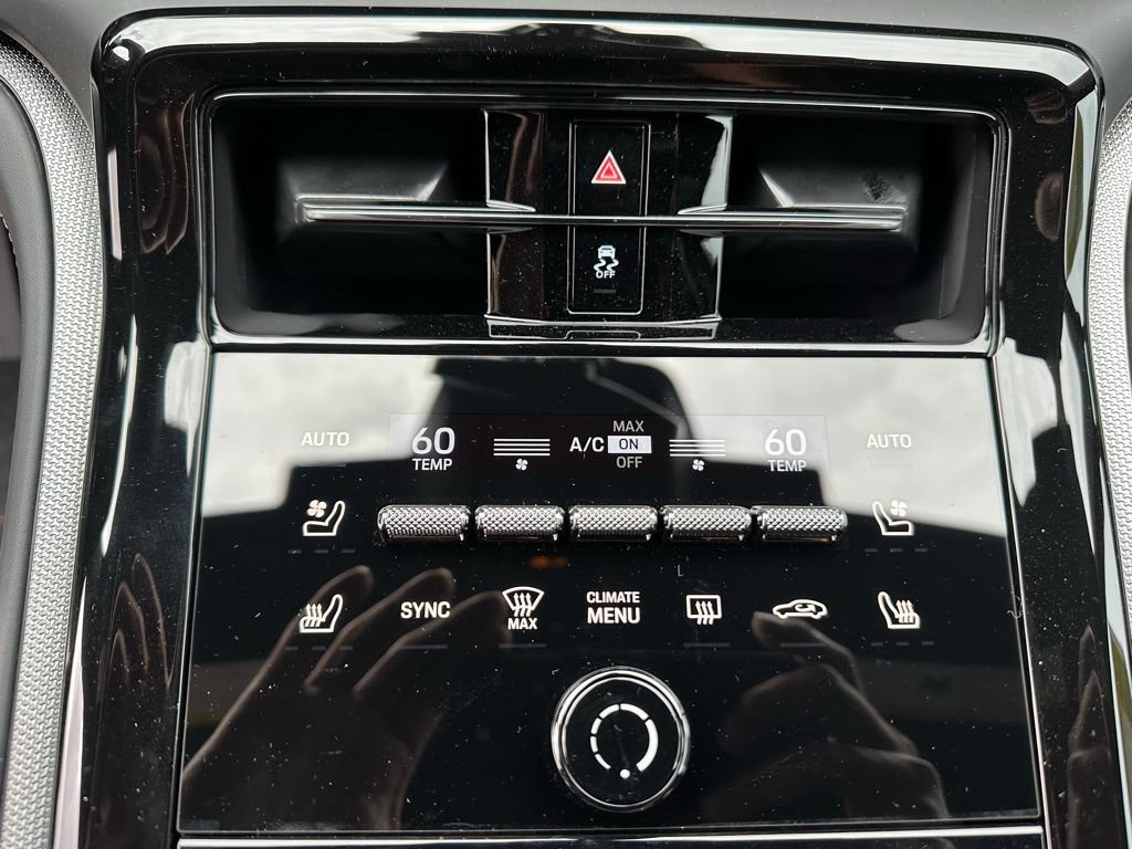 Used 2026 Porsche Panamera 4 E-Hybrid AWD/4WD image 24