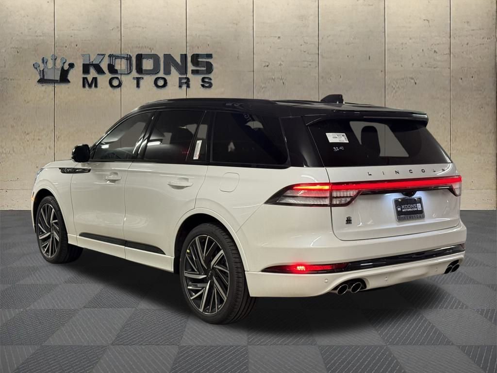 New 2026 Lincoln Aviator Black Label w/ Black Label Special Edition image 3
