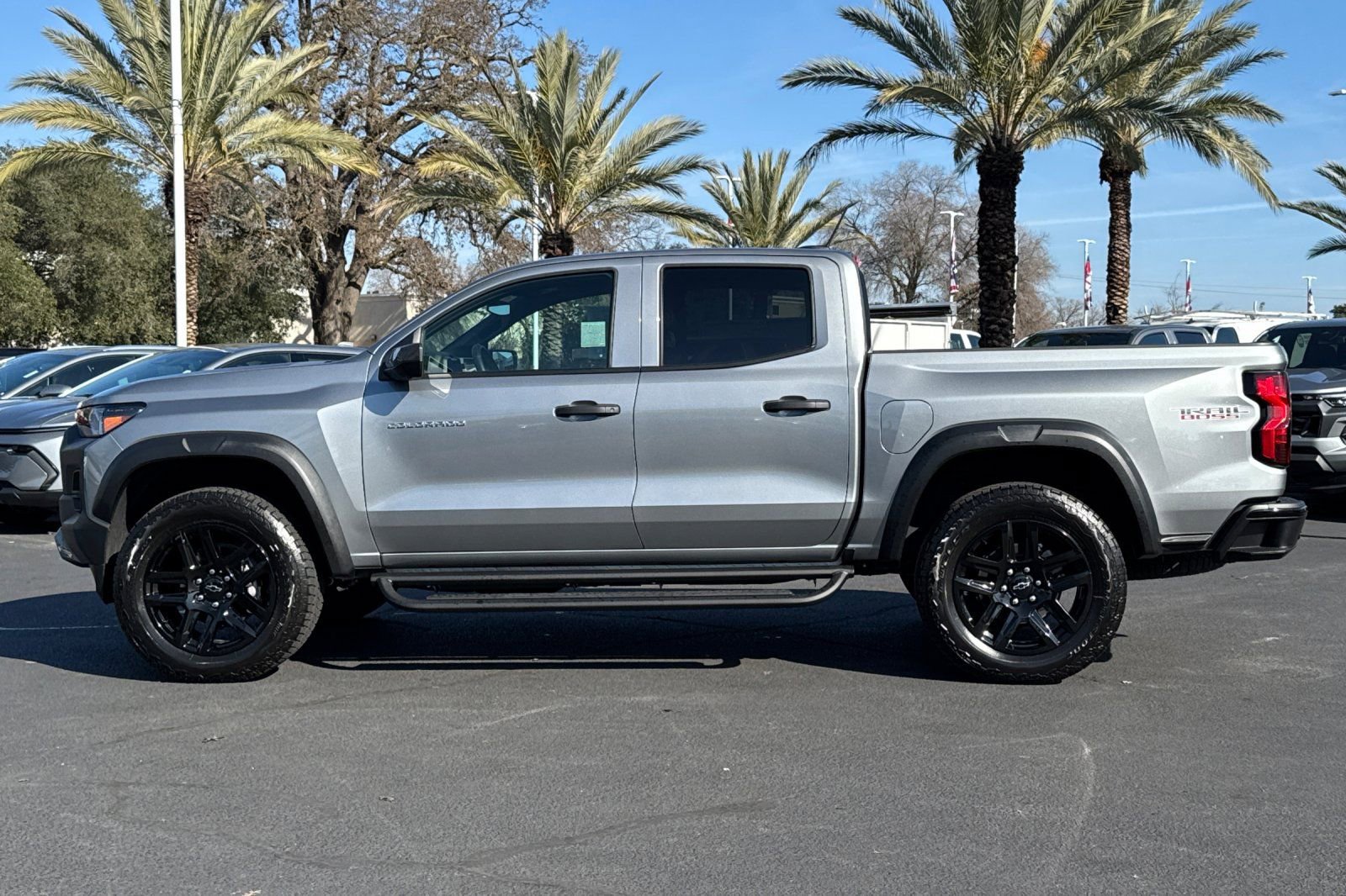 Used 2025 Chevrolet Colorado Trail Boss image 6