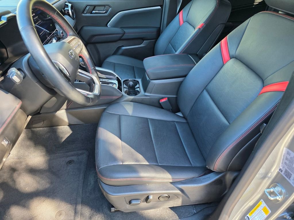 Used 2023 Chevrolet Colorado Z71 w/ Z71 Convenience Package 2 image 9