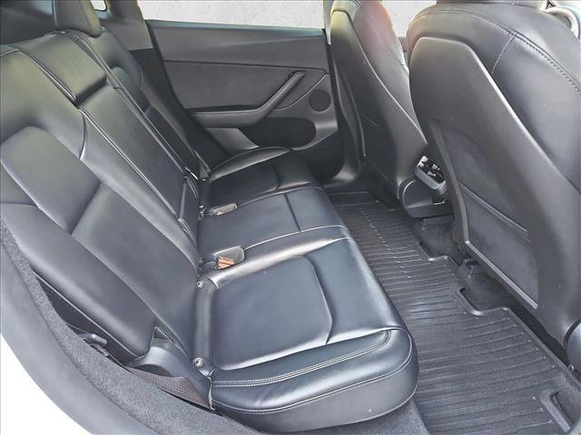 Used 2024 Tesla Model Y 2WD image 20