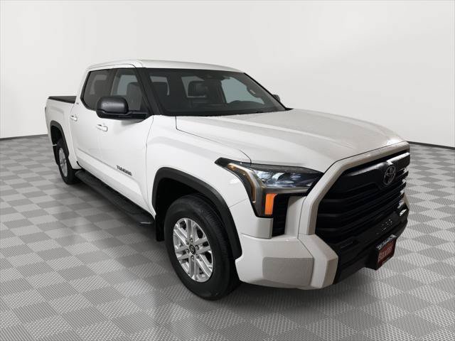 Certified 2025 Toyota Tundra SR5 AWD/4WD image 1