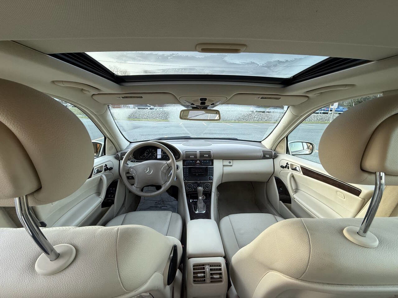 Used 2005 Mercedes-Benz C 320 Sedan image 19