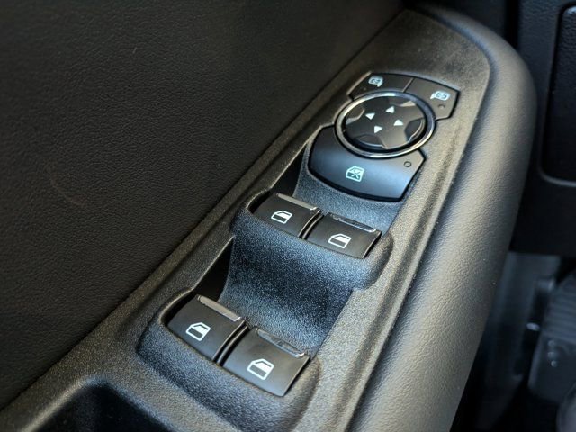 Used 2024 Ford Edge ST-Line image 22