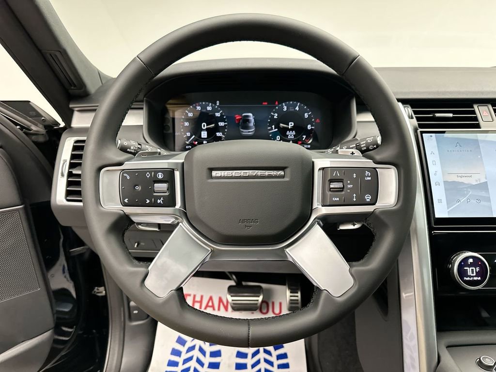 Certified 2025 Land Rover Discovery Dynamic SE AWD/4WD image 13