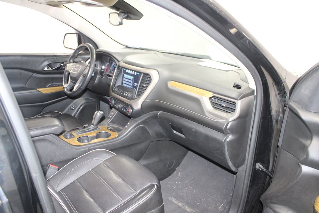 Used 2017 GMC Acadia Denali image 23