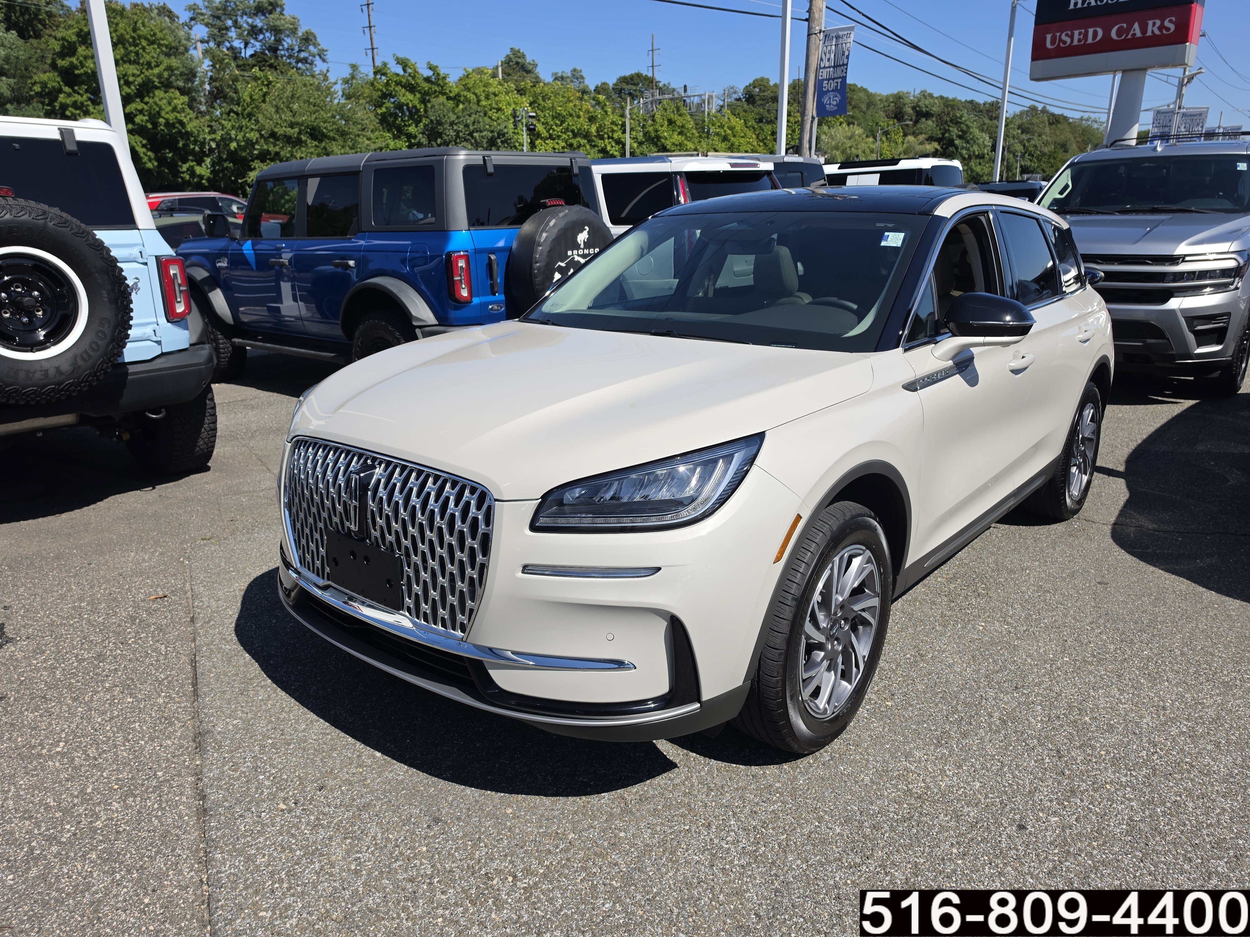 Used 2023 Lincoln Corsair AWD w/ Equipment Group 101A image 7