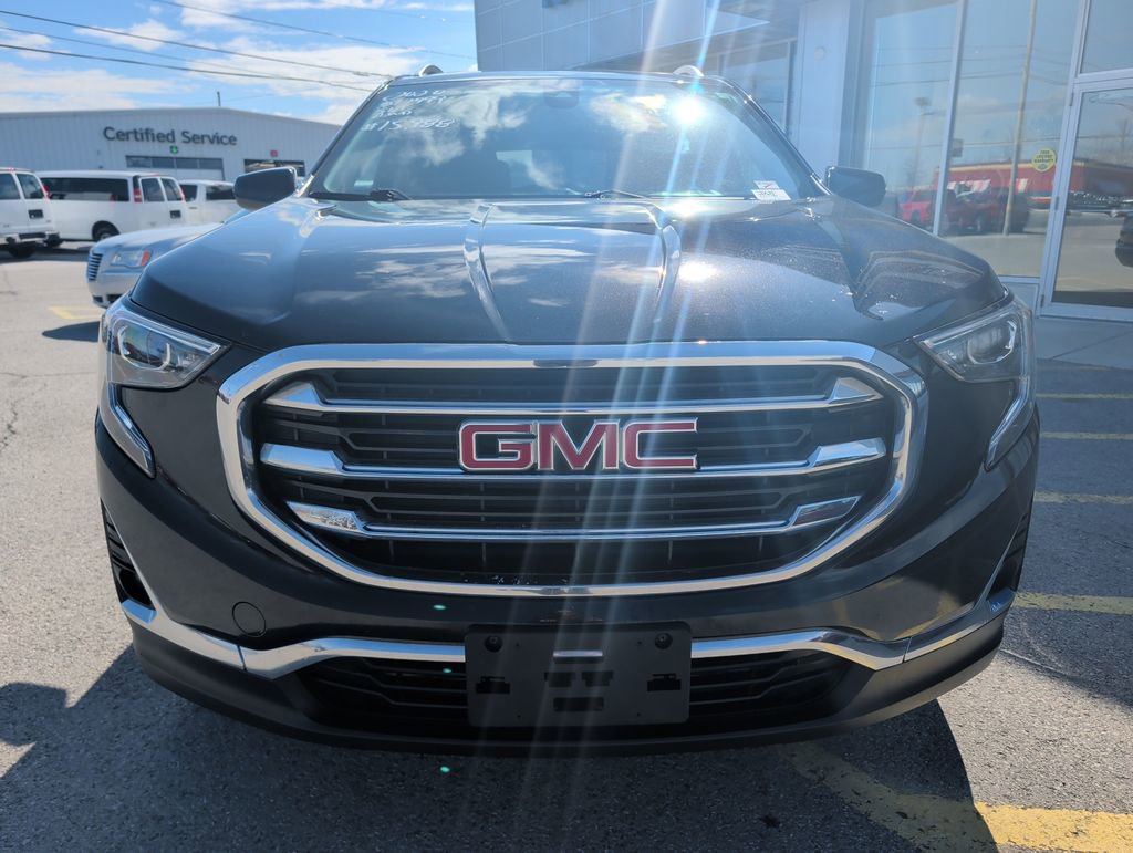 Used 2020 GMC Terrain SLT w/ GMC Pro Grade Package image 2