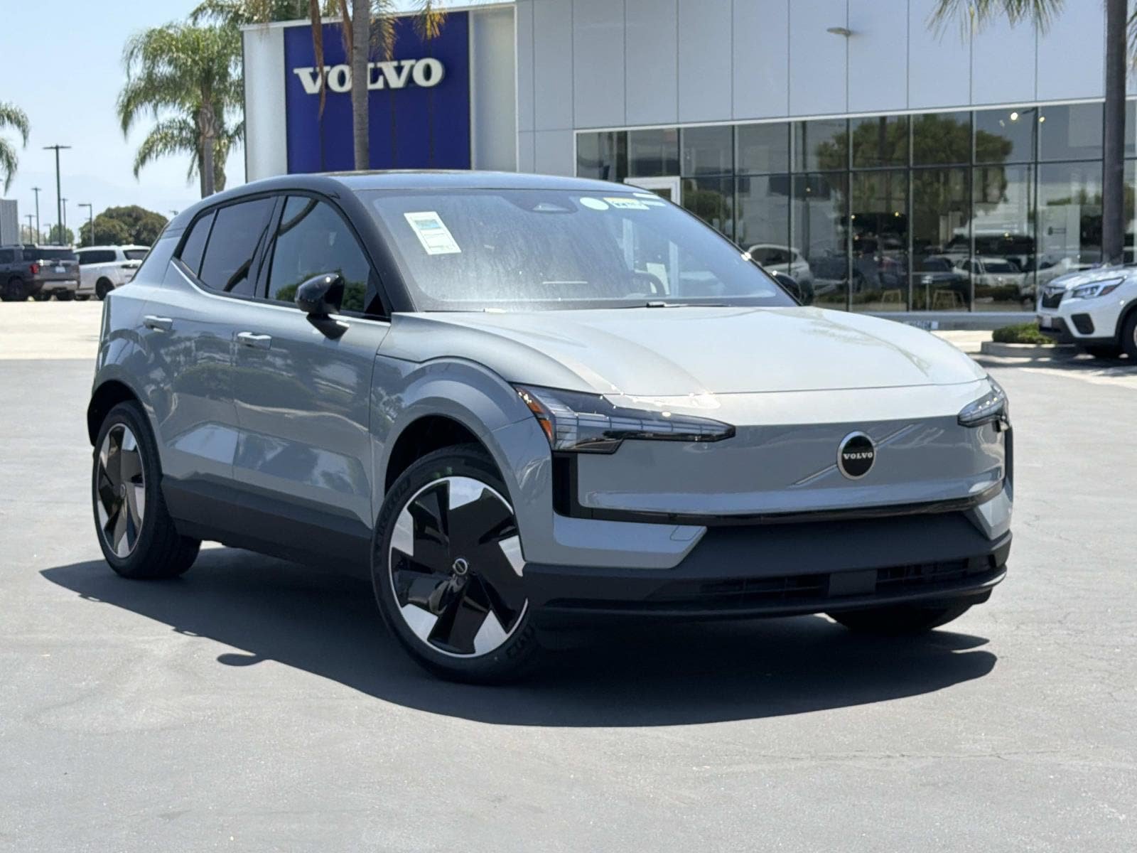 New 2026 Volvo EX30 Plus w/ Climate Package