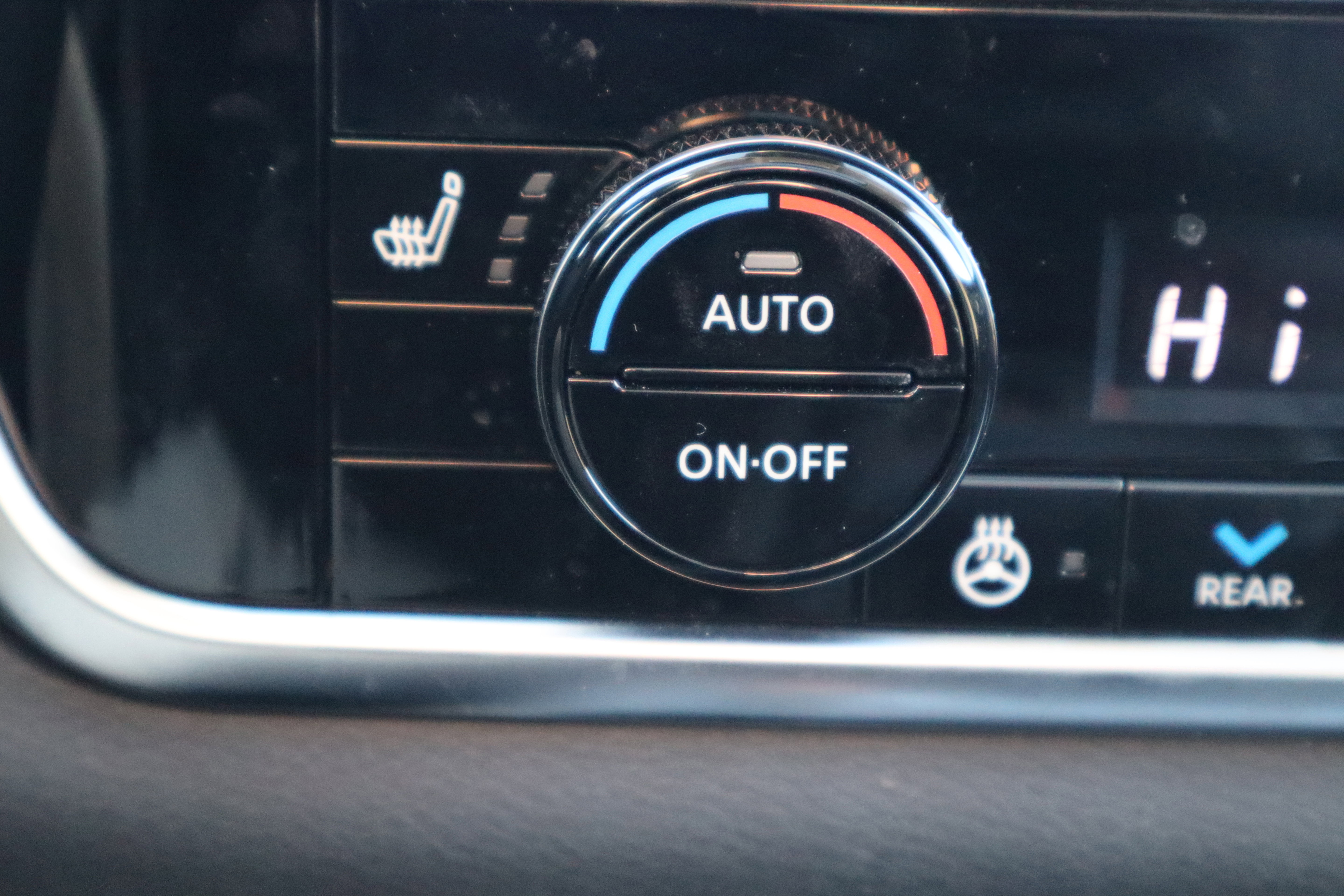 Used 2023 Nissan Rogue Platinum w/ Platinum Premium Package image 23