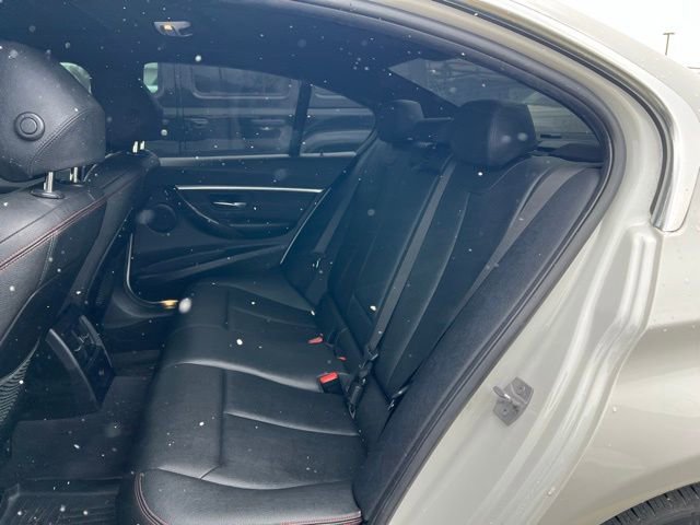 Used 2018 BMW 330i xDrive Sedan w/ Convenience Package image 13