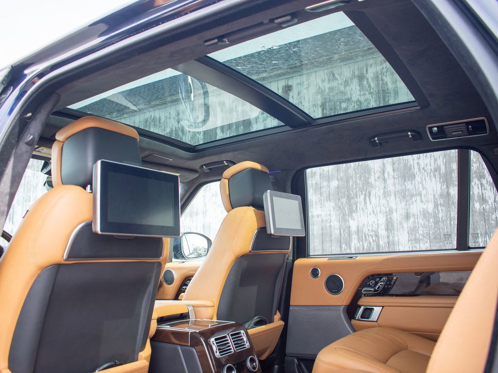 Used 2020 Land Rover Range Rover Long Wheelbase Autobiography image 34