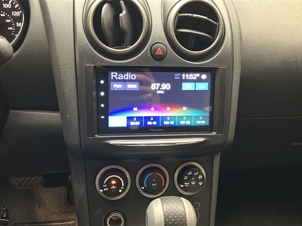 Used 2012 Nissan Rogue SV AWD/4WD image 24