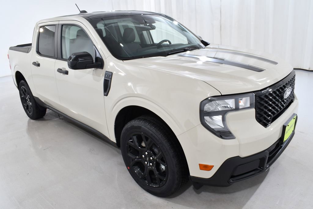 New 2025 Ford Maverick XLT w/ XLT Luxury Package image 5