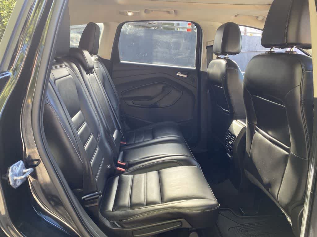 Used 2017 Ford Escape Titanium w/ Equipment Group 301A AWD/4WD image 19