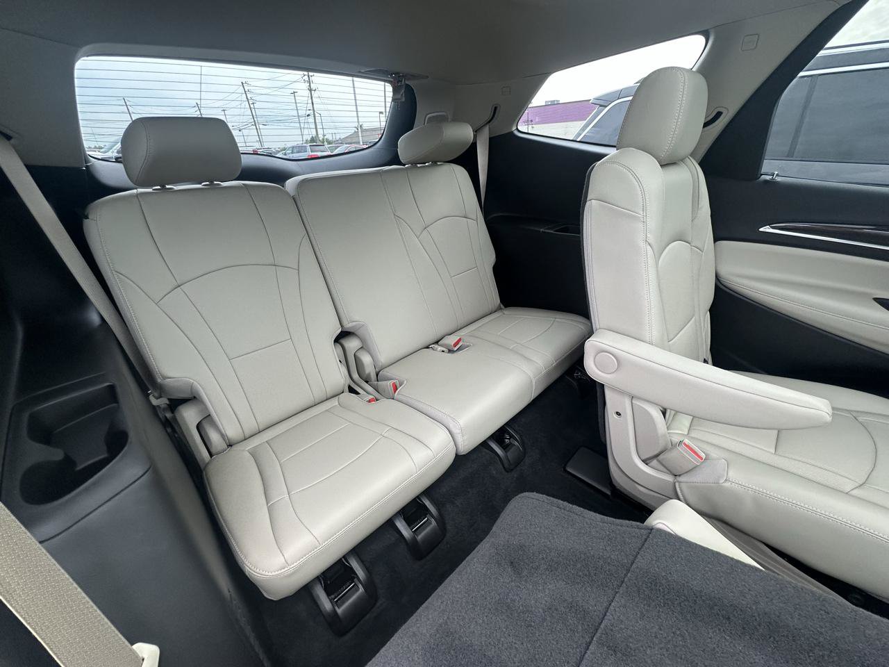 Used 2021 Buick Enclave Premium w/ Sun and Sites Package FWD image 31