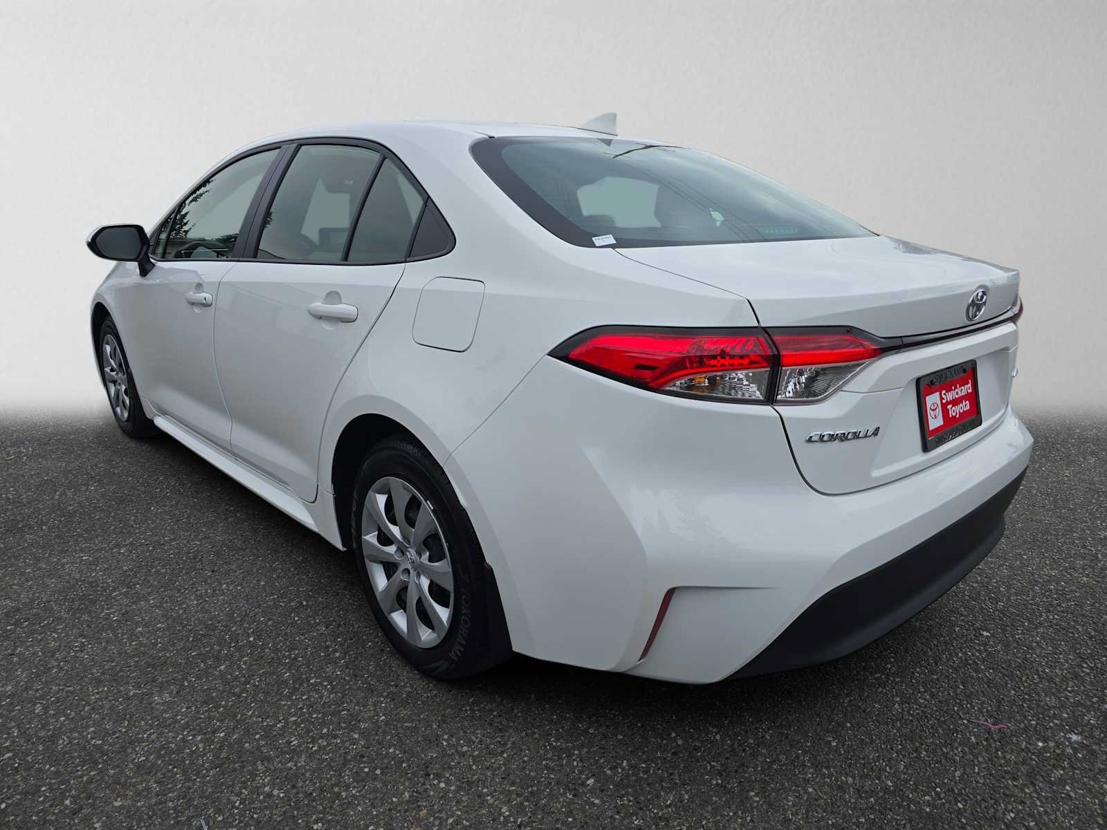 Certified 2026 Toyota Corolla LE FWD image 5