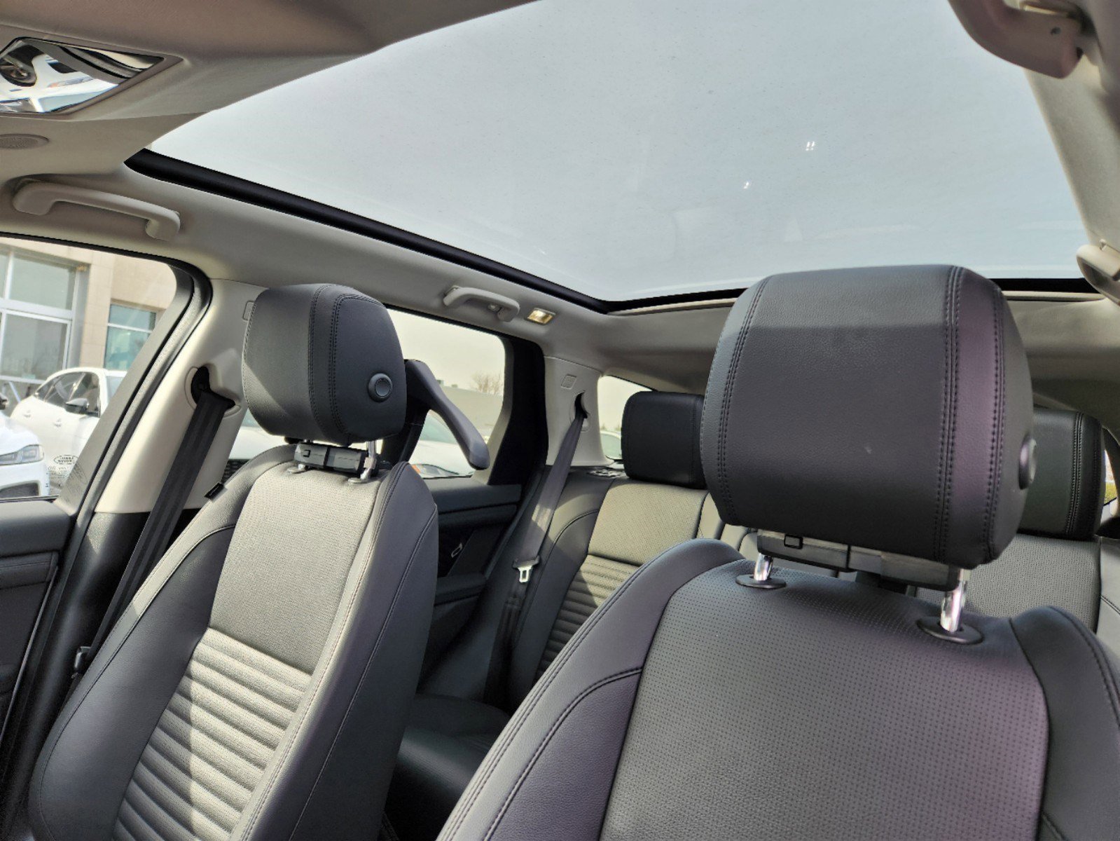 Certified 2024 Land Rover Discovery Sport S image 12