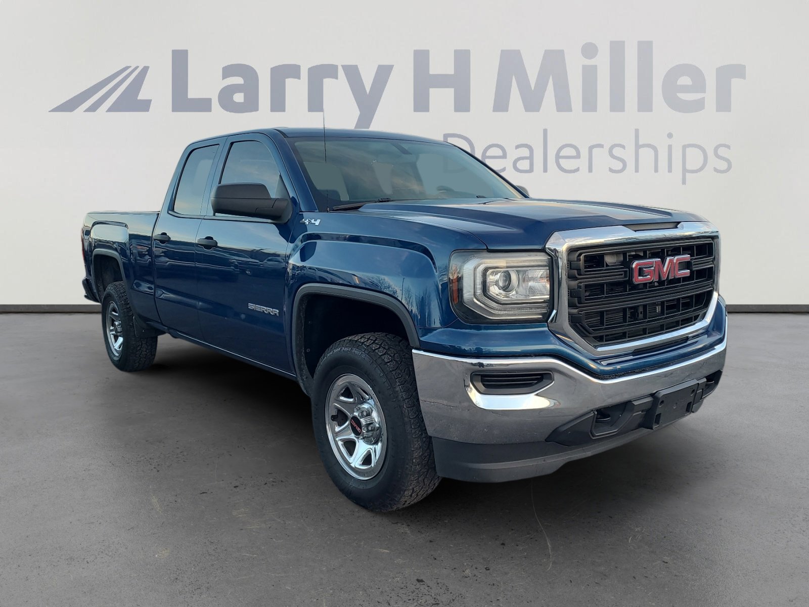 Used 2017 GMC Sierra 1500 4x4 Double Cab w/ Sierra Appearance Package image 7