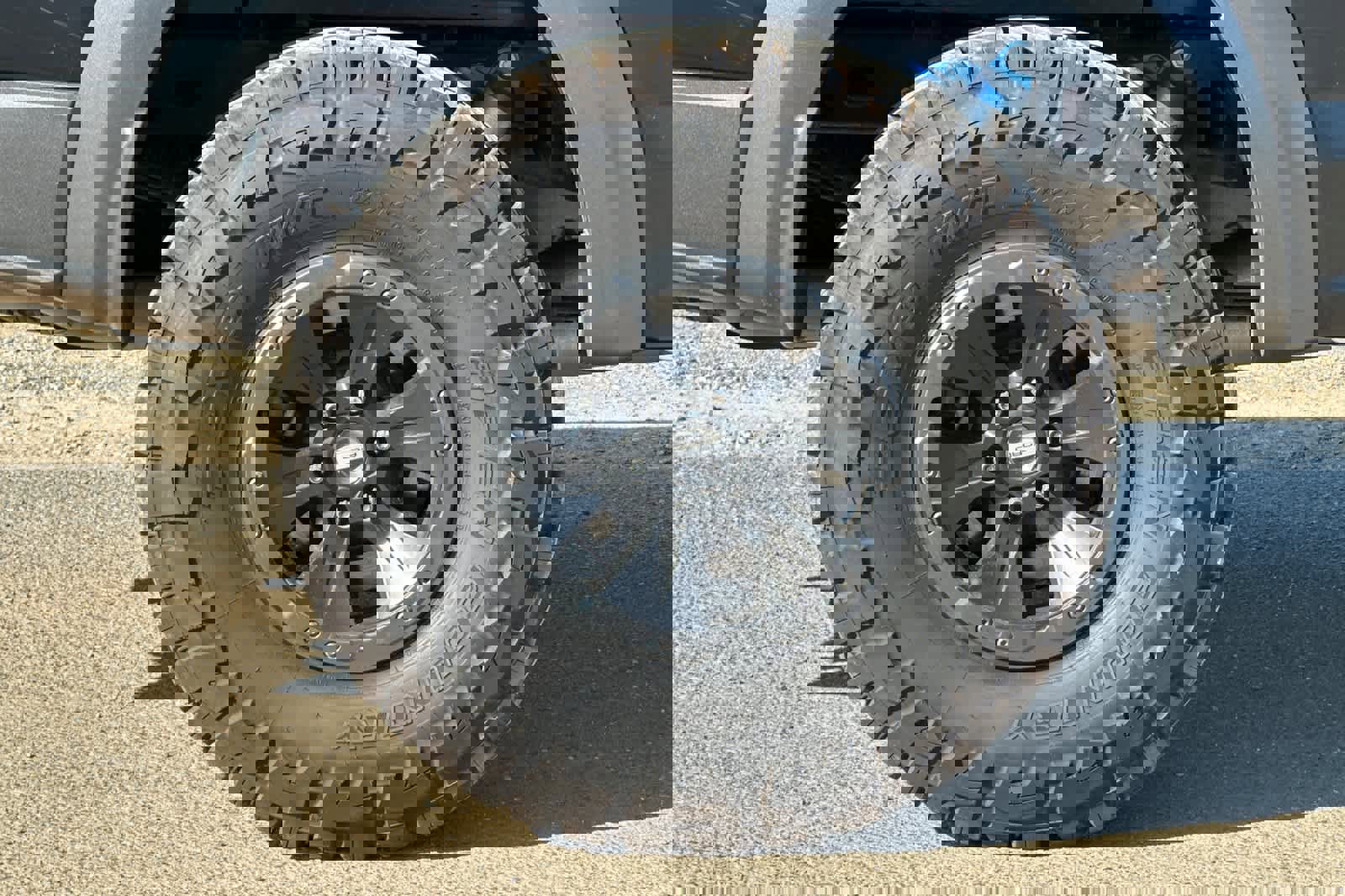 Used 2018 Ford F150 Raptor w/ Equipment Group 802A Luxury image 30